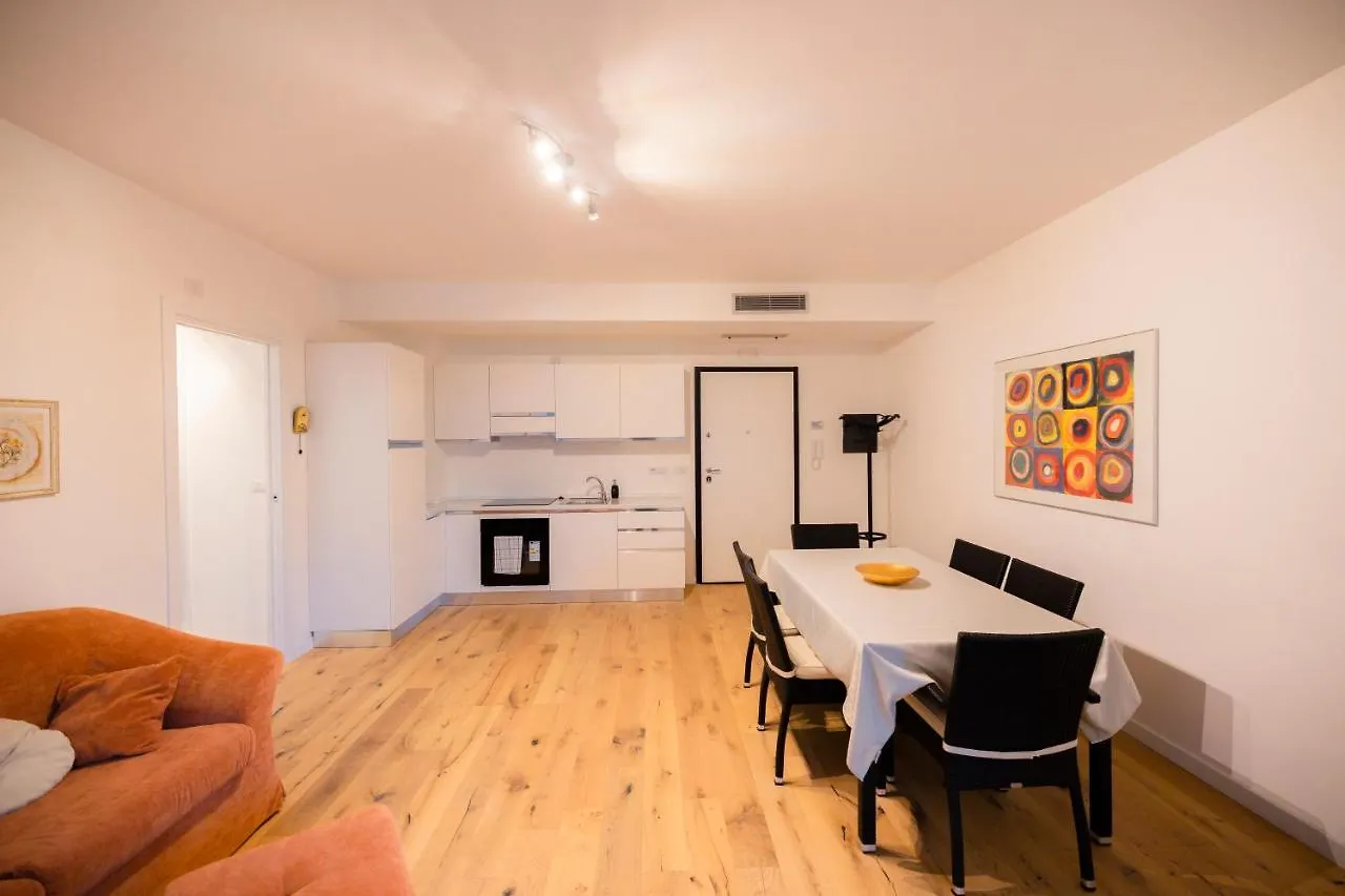 Nuovissimo Bilocale In Zona Navigli/Romolo Apartment Milan