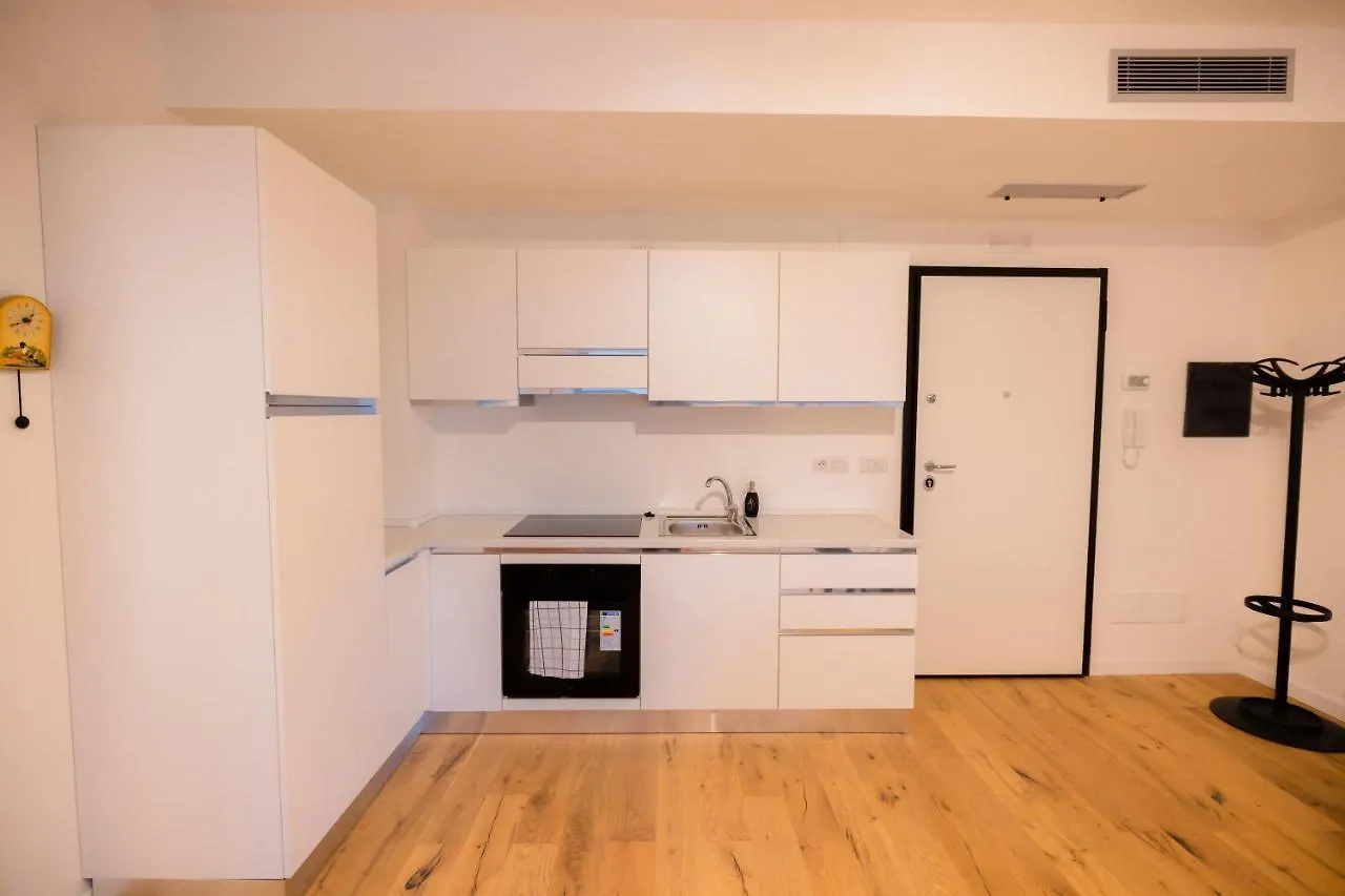 Nuovissimo Bilocale In Zona Navigli/Romolo Appartement Milaan Italië